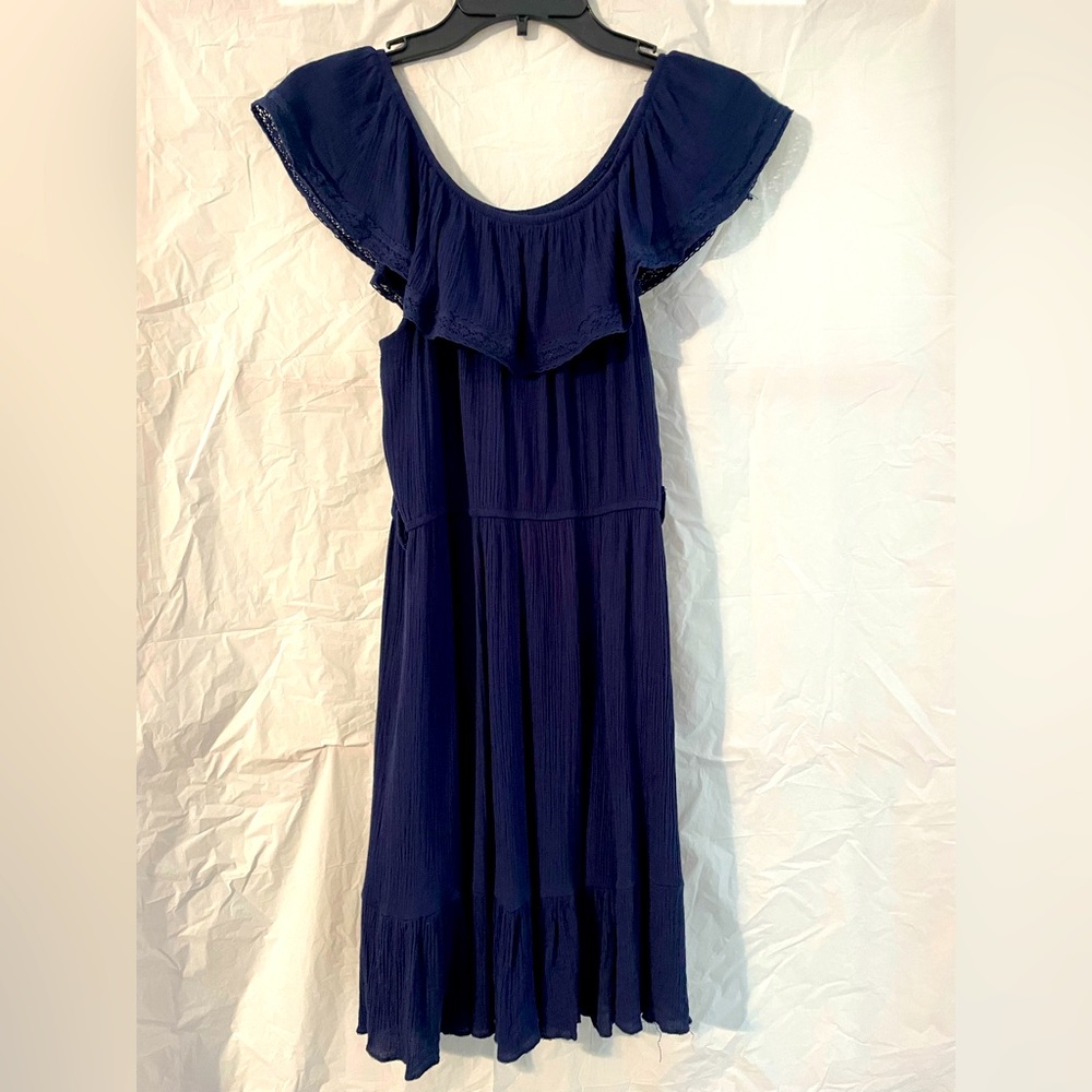 White mark junior’s ruffle dress size large